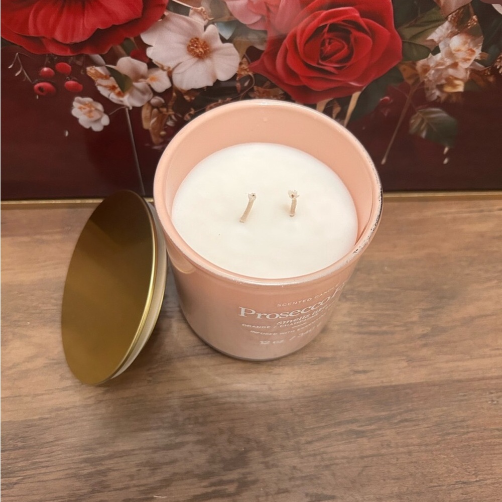 Prosecco Fizz Scented Candle - Picture 3 of 3